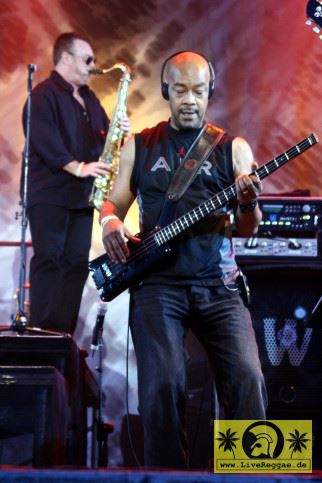 UB 40 (UK) Summer Jam Festival - Red Stage - Fuehlinger See, Koeln - 5. Juli 2009 (10).jpg